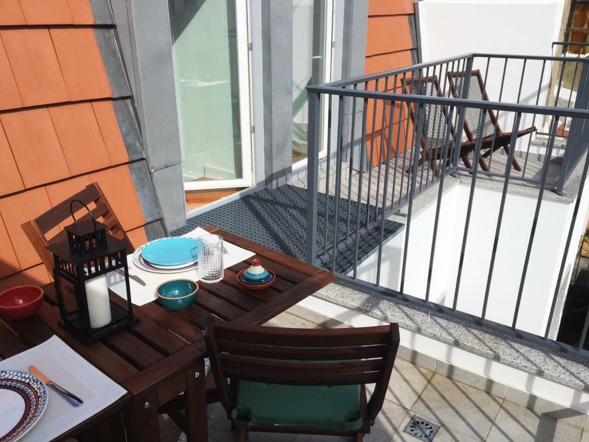 Apt Lumineux Terrasse Principe Real Apartment Lisbon Exterior photo
